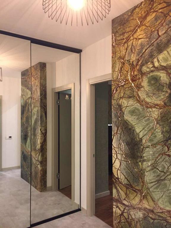 Green Stone Kiev Bagian luar foto