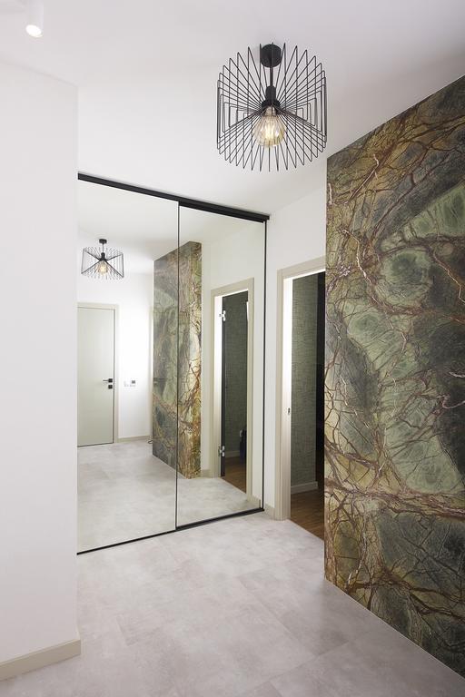 Green Stone Kiev Bagian luar foto