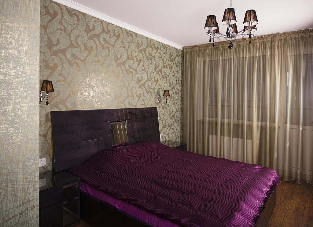 Green Stone Kiev Bagian luar foto